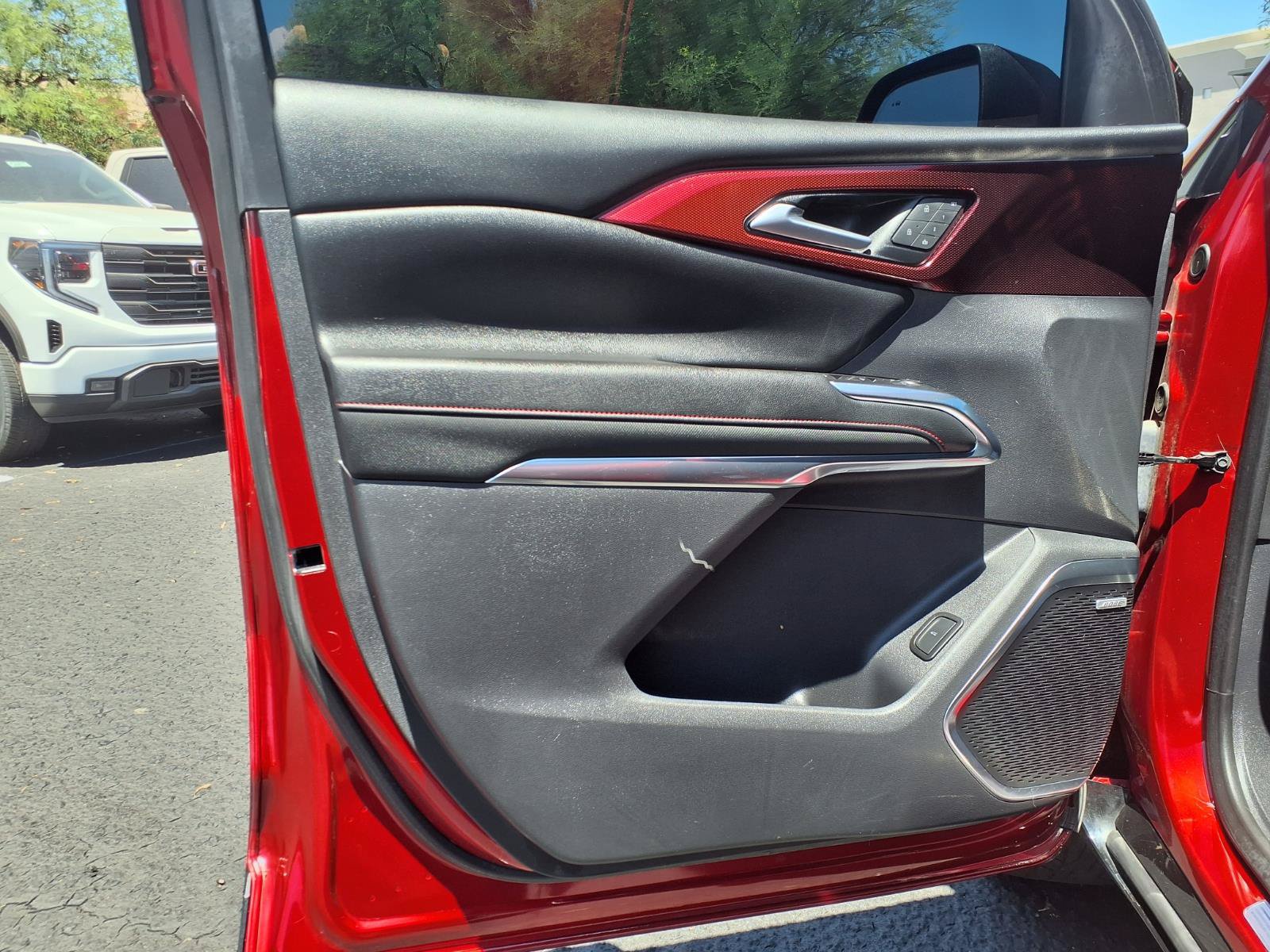 Used 2024 Chevrolet Traverse RS FWD image 20