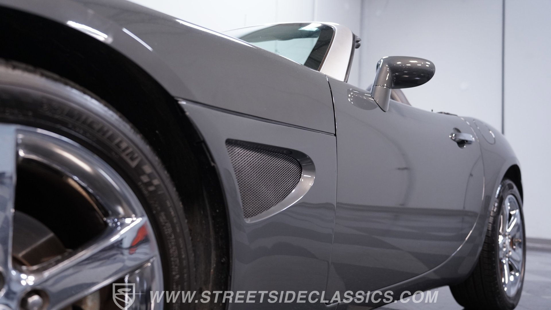 Used 2008 Pontiac Solstice GXP w/ Premium Package RWD image 19