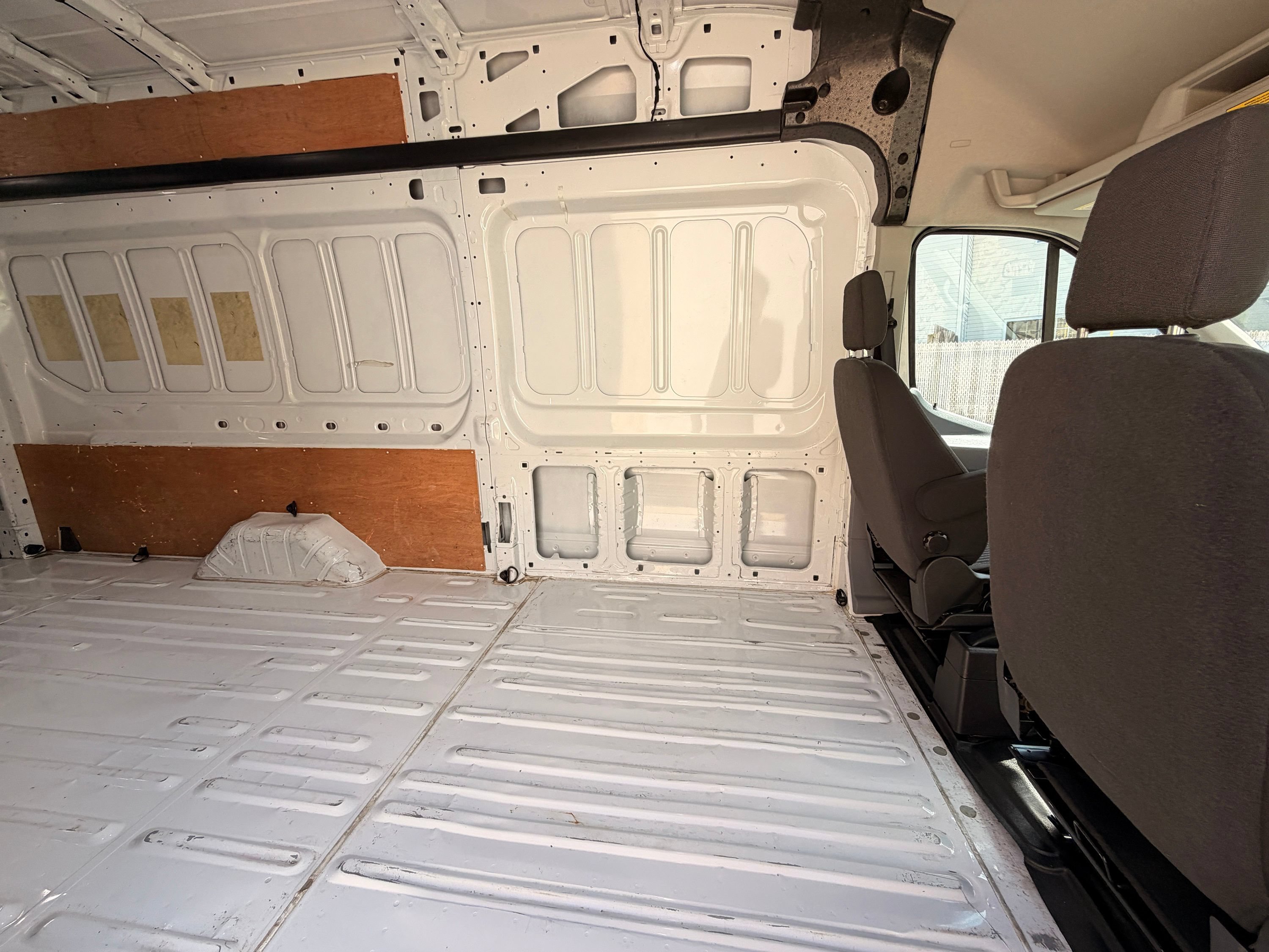 Used 2019 Ford Transit 350 148 High Roof Extended RWD image 17