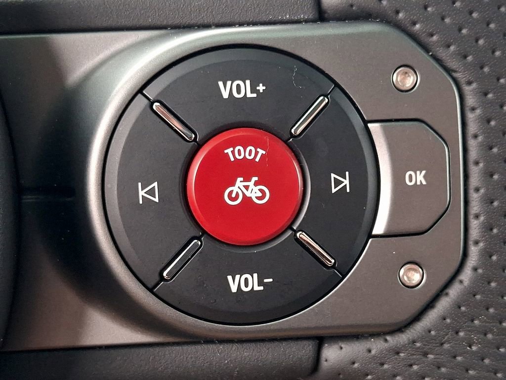 Used 2025 INEOS Grenadier Fieldmaster Edition image 22