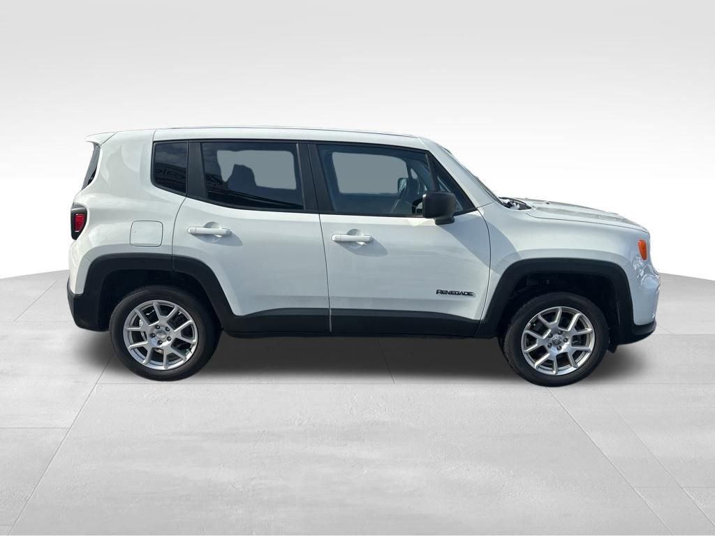 Used 2023 Jeep Renegade Latitude image 7