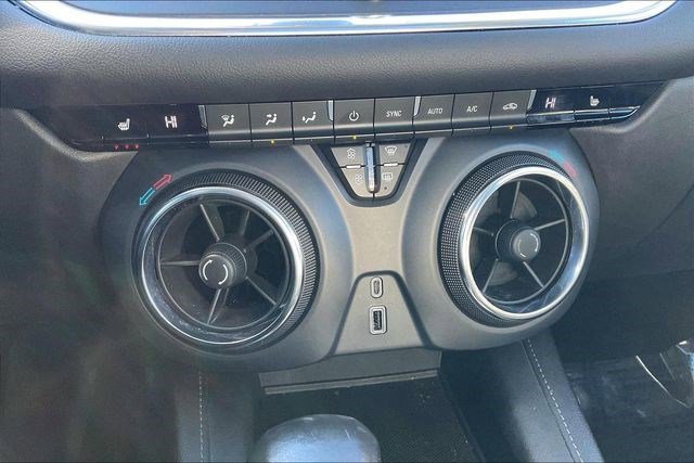 Used 2019 Chevrolet Blazer LT w/ Sun and Wheels Package image 37