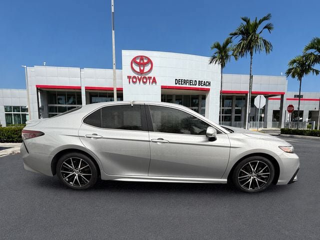 Certified 2024 Toyota Camry SE FWD image 8