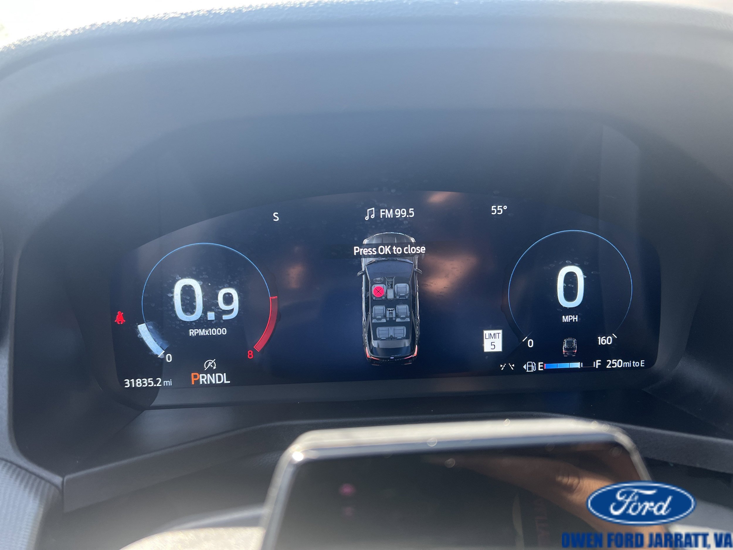Used 2025 Ford Explorer ST-Line w/ Premium Package AWD/4WD image 5