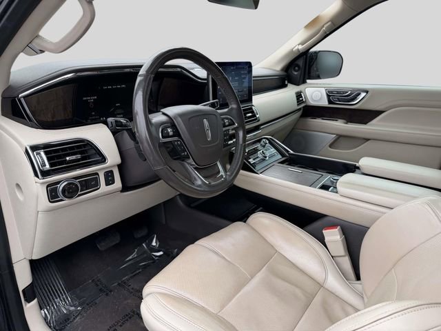 Used 2019 Lincoln Navigator L Reserve w/ Cargo Package AWD/4WD image 15