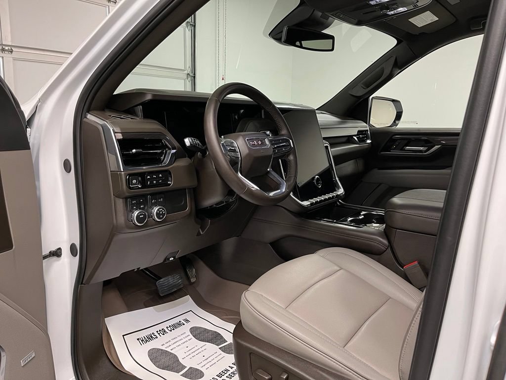 Used 2025 GMC Yukon Elevation AWD/4WD image 20