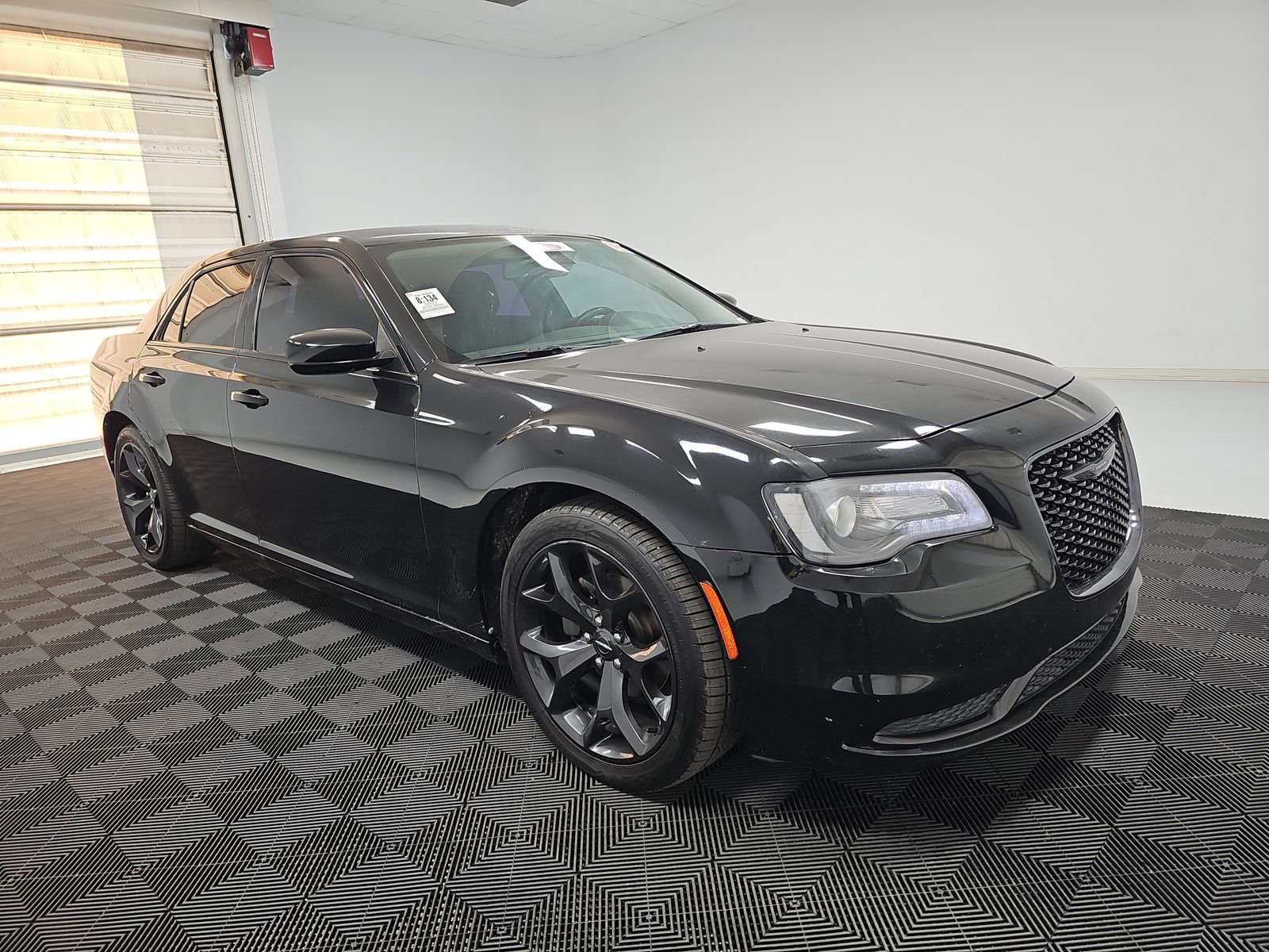 Used 2021 Chrysler 300 Touring w/ Sport Appearance Package image 3