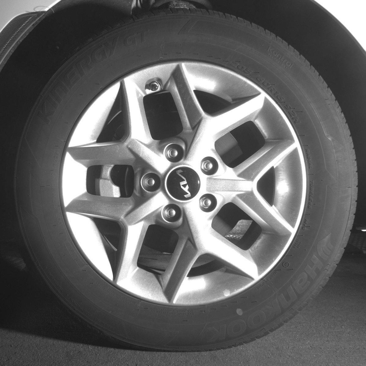 Used 2025 Kia Soul LX w/ LX Technology Package FWD image 12