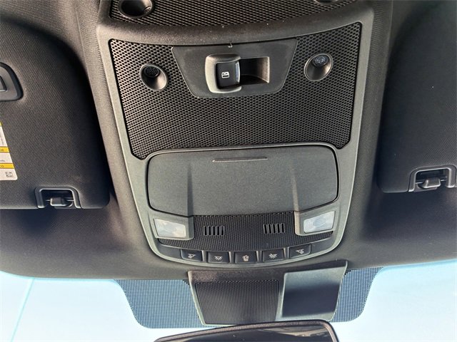 Used 2022 Ford F350 Platinum w/ Tremor Off-Road Package image 32