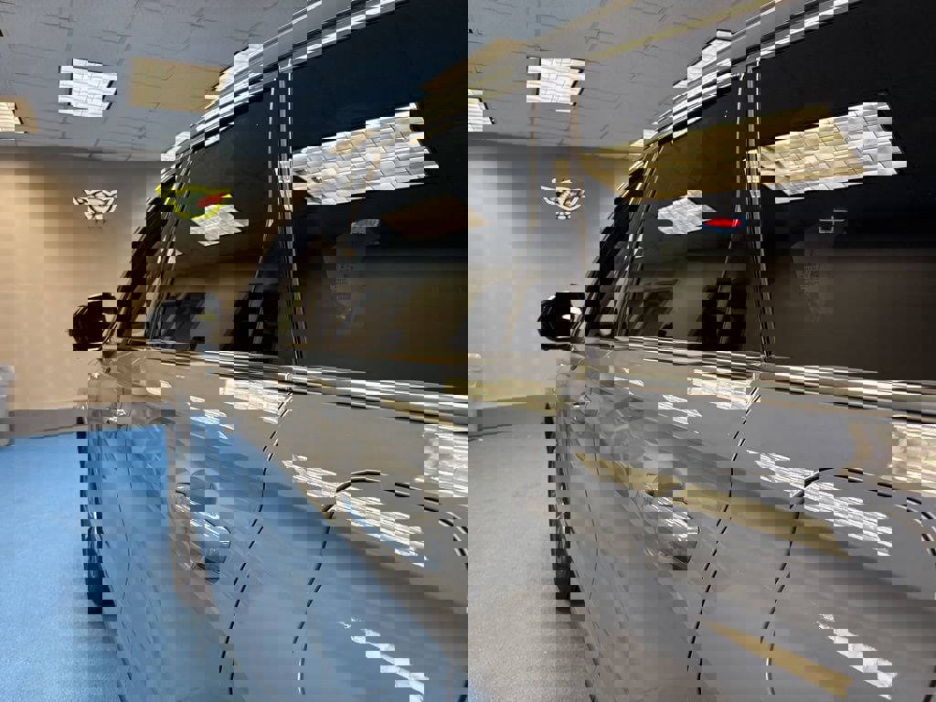 Used 2024 Lincoln Corsair Grand Touring w/ Equipment Group 301A image 21