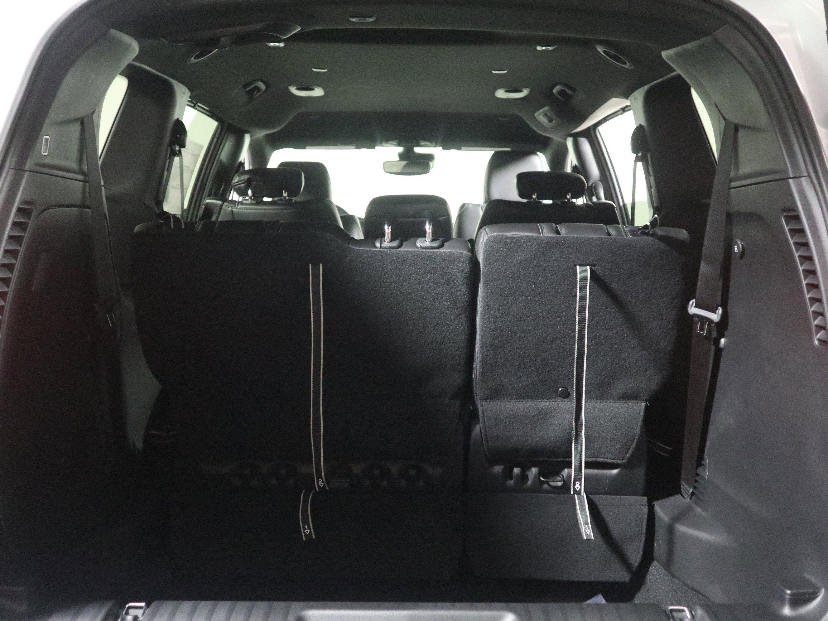 New 2026 Chrysler Pacifica Select image 8