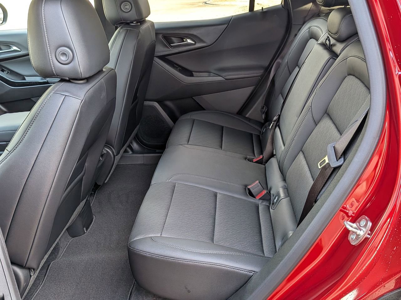 Used 2026 Chevrolet Equinox LT w/ Convenience Package II image 21