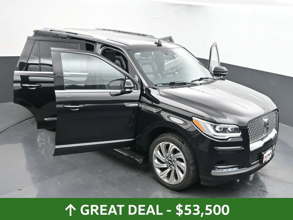 Used 2024 Lincoln Navigator Premiere image 61