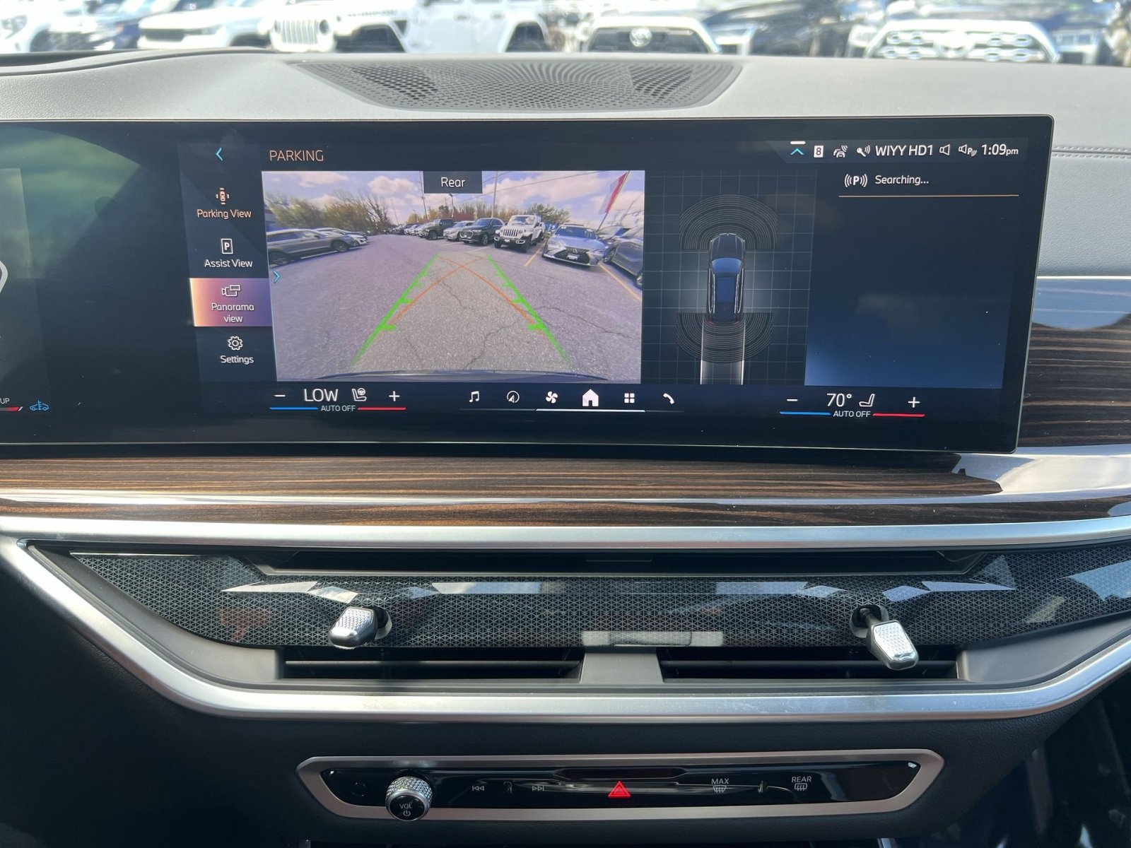 Used 2024 BMW X5 xDrive40i w/ Executive Package image 19