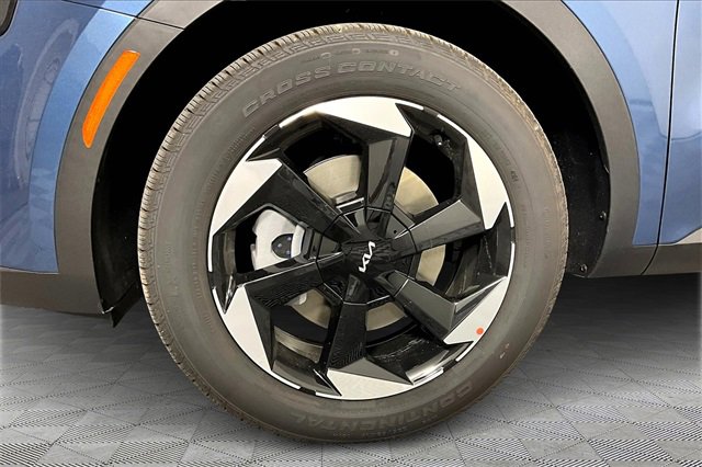 New 2025 Kia Sorento EX image 13