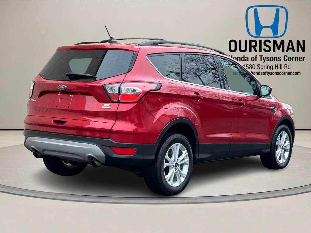 Used 2018 Ford Escape SE w/ SE Sync 3 Package image 4