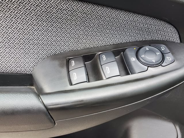 Certified 2022 Chevrolet TrailBlazer LT w/ Convenience Package FWD image 19
