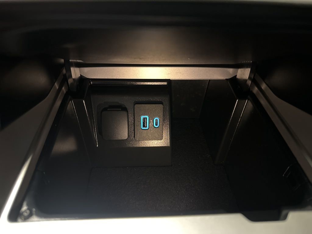 Used 2023 Ford Explorer XLT w/ Equipment Group 202A image 26