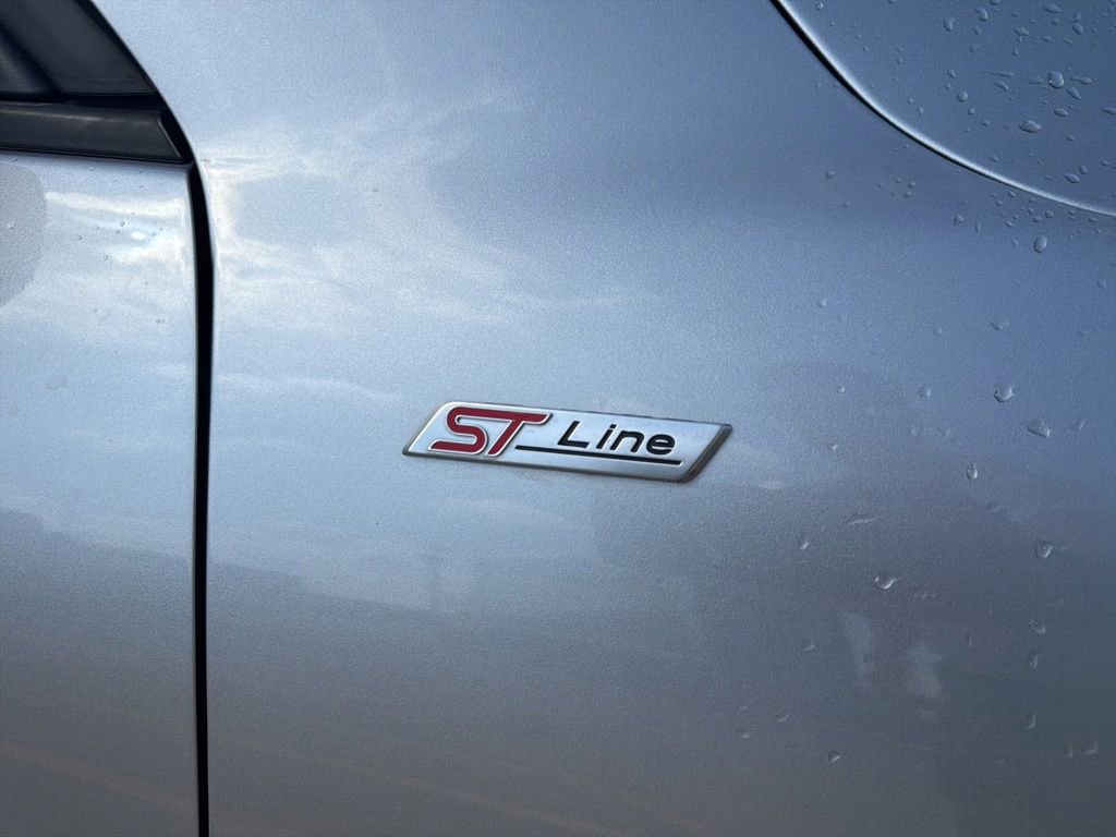 Used 2024 Ford Escape ST-Line w/ Equipment Group 301A FWD image 27