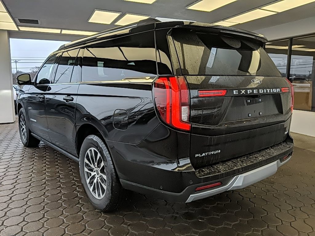 Certified 2025 Ford Expedition Max Platinum image 10