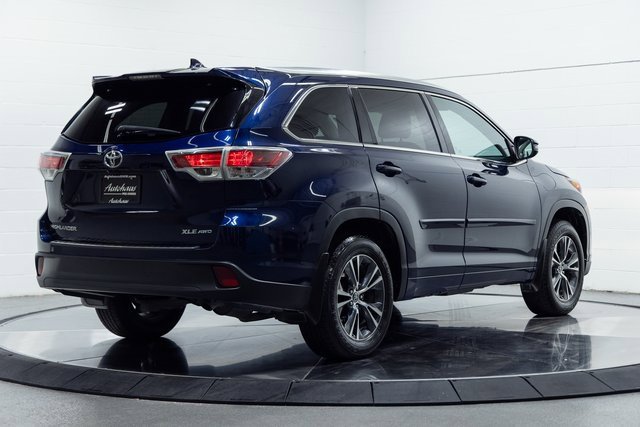 Used 2016 Toyota Highlander XLE image 10