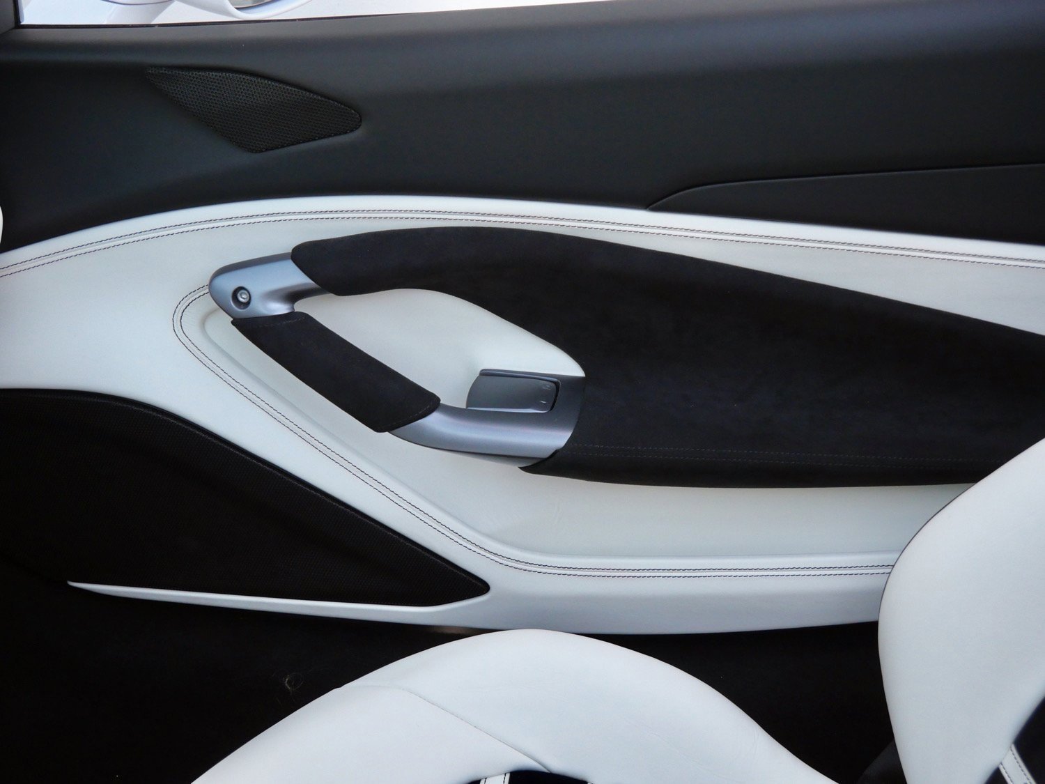 Used 2022 Ferrari F8 Tributo image 20