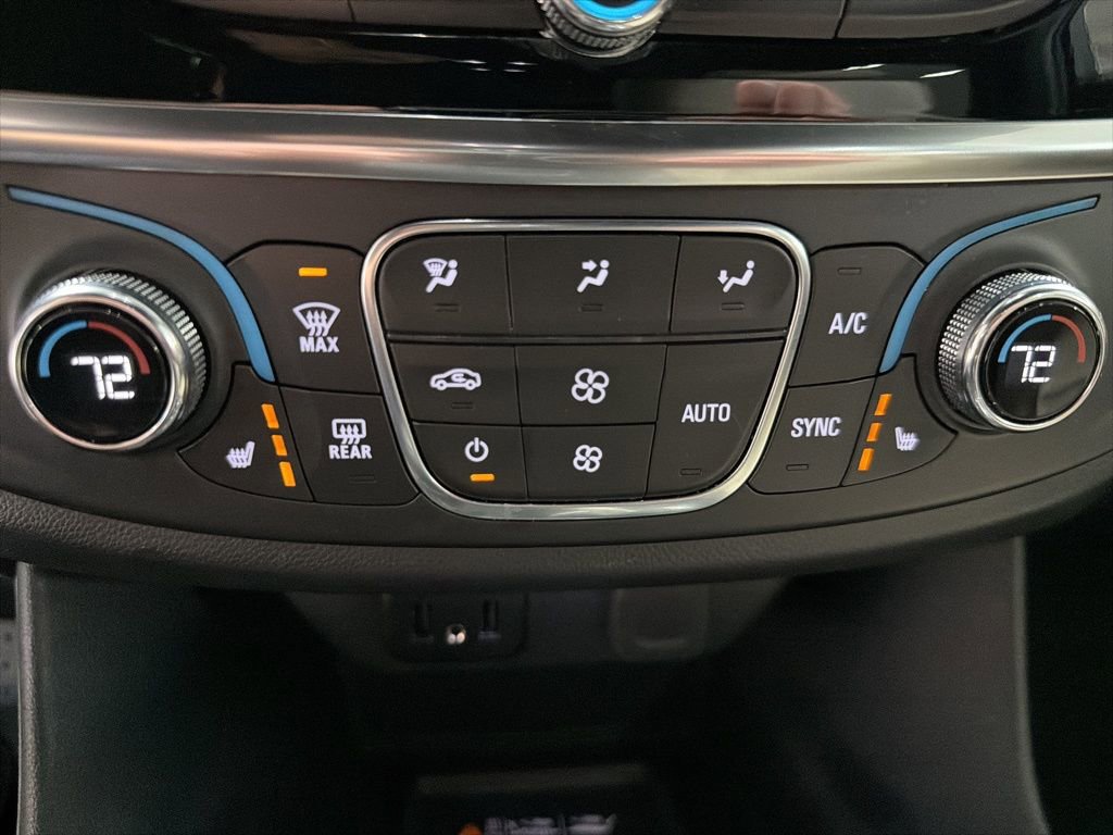 Certified 2023 Chevrolet Traverse LT w/ LPO, Floor Liner Package image 31