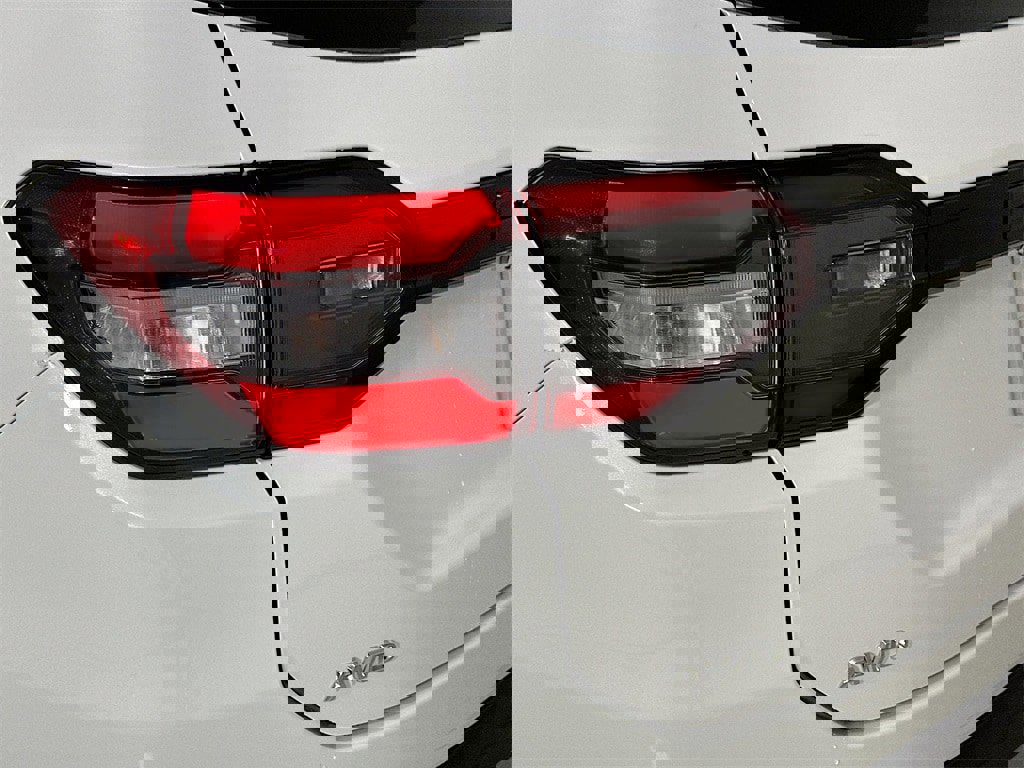 New 2025 Honda Pilot EX-L image 10