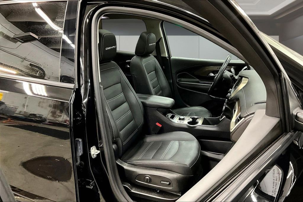 Used 2024 GMC Terrain Denali w/ Black Diamond Edition AWD/4WD image 29