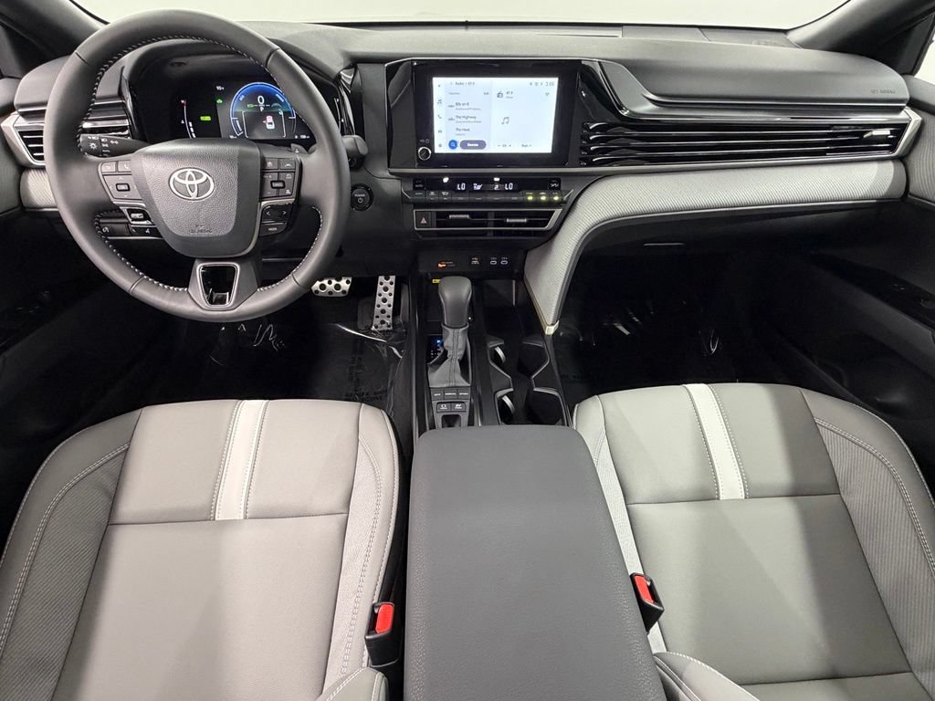 Used 2026 Toyota Camry SE FWD image 37
