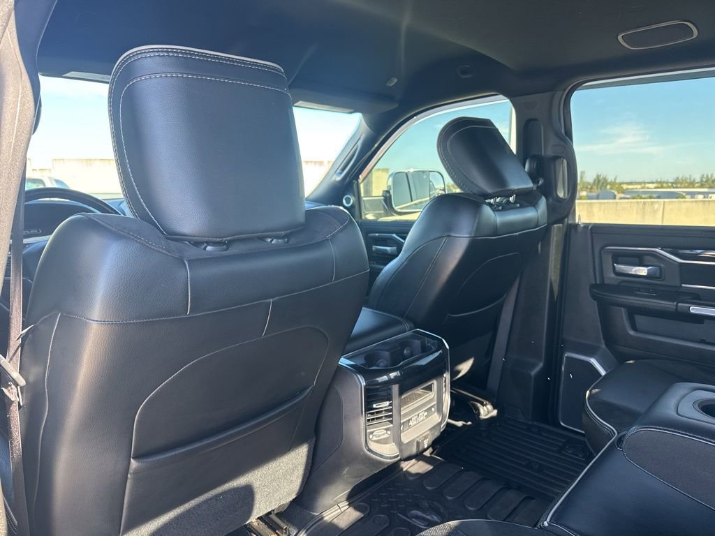 Used 2019 RAM 3500 Laramie image 19