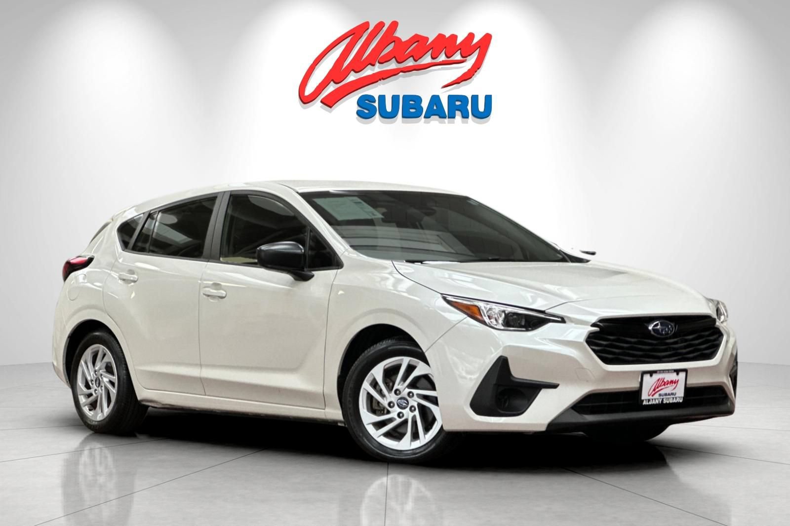Used 2024 Subaru Impreza 2.0i AWD/4WD image 2