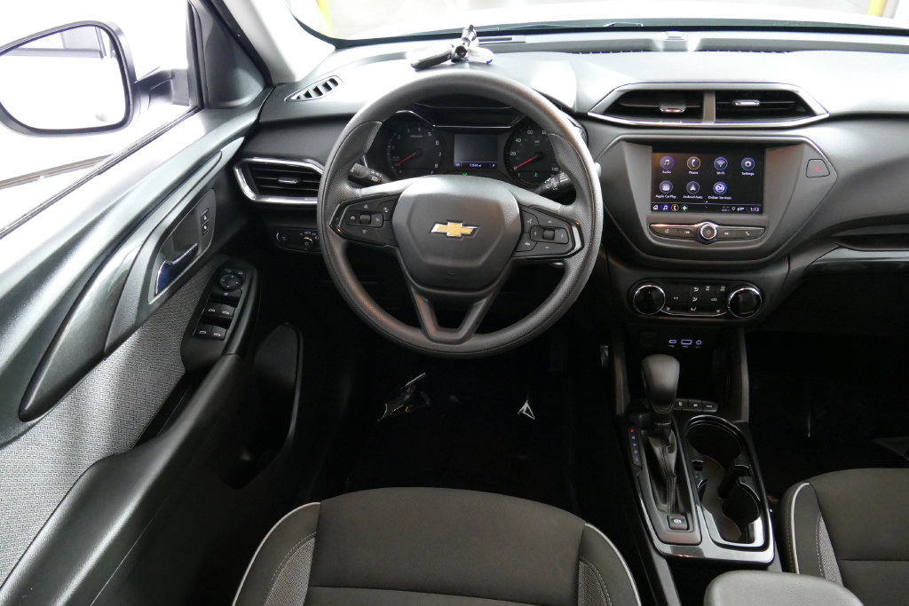 Used 2023 Chevrolet TrailBlazer LT AWD/4WD image 26