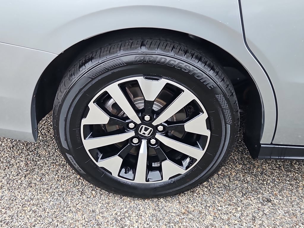 Certified 2026 Honda Odyssey EX-L image 9