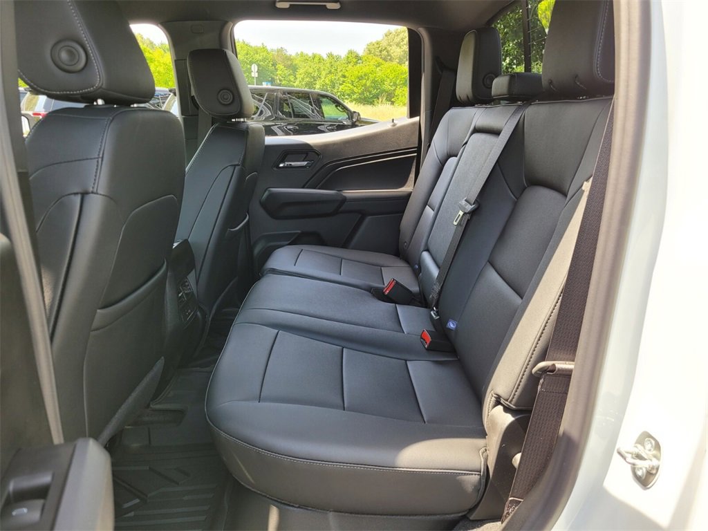 New 2025 GMC Canyon Elevation w/ Convenience Package image 11