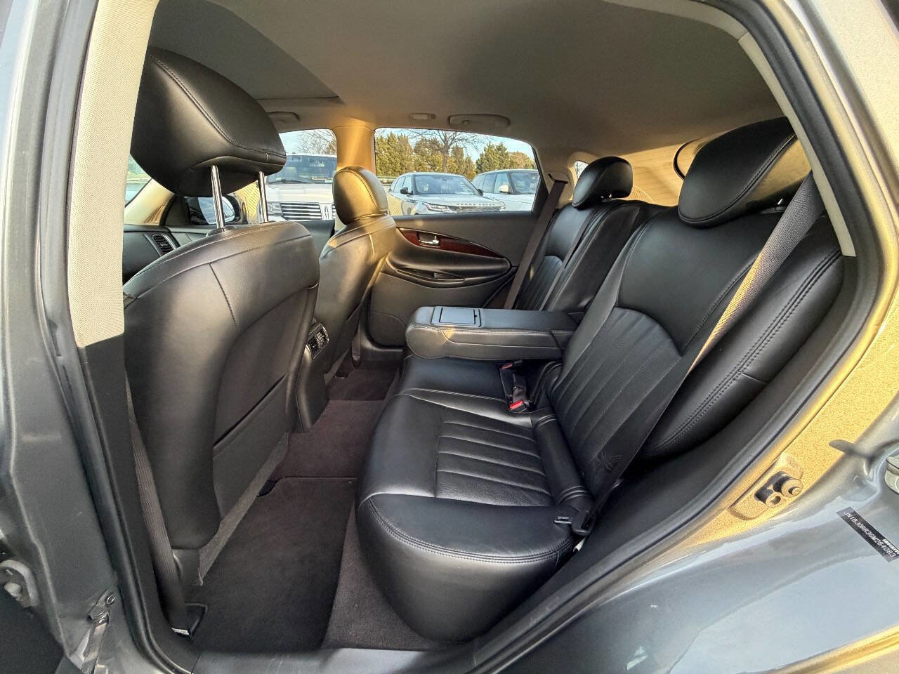 Used 2016 INFINITI QX50 Journey w/ Premium Package AWD/4WD image 19
