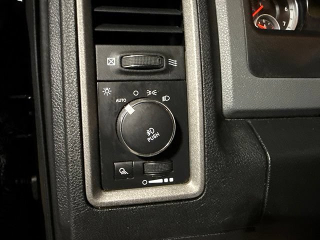 Used 2014 RAM 1500 Express w/ Black Ram 1500 Express Group AWD/4WD image 5