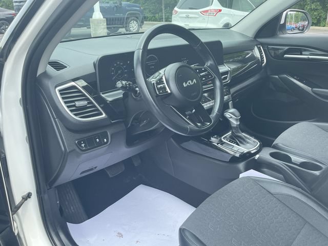 Used 2024 Kia Seltos S FWD image 10