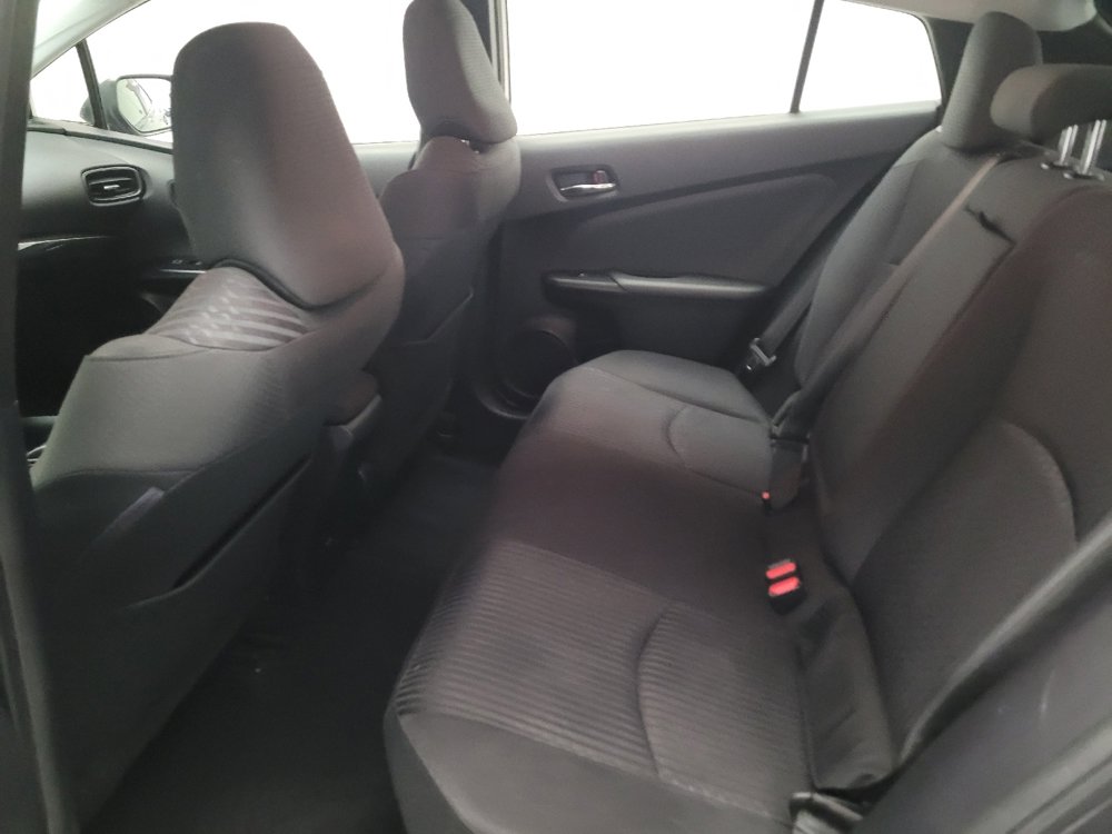 Used 2016 Toyota Prius Two FWD image 18