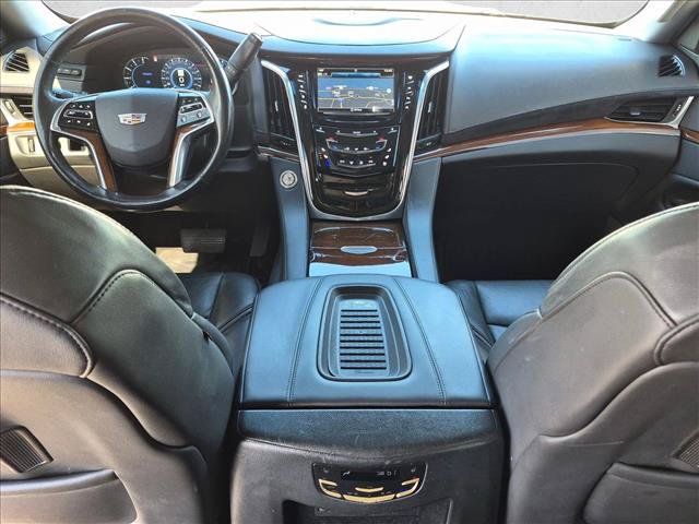 Used 2019 Cadillac Escalade Luxury RWD image 17