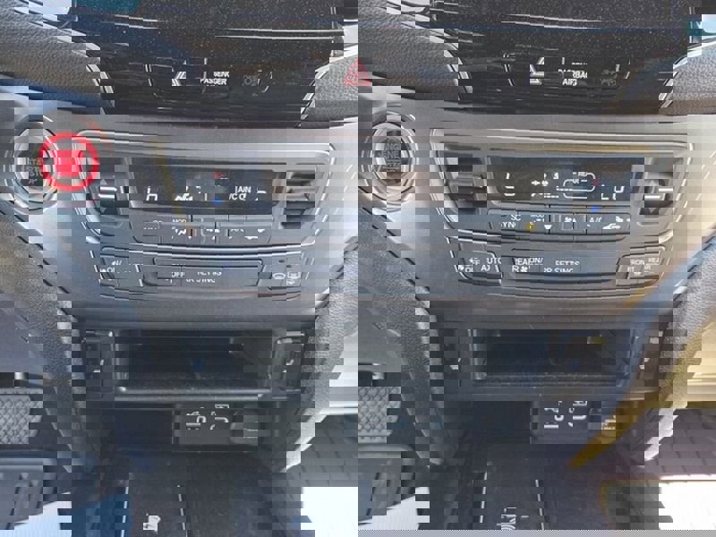 Used 2025 Honda Passport EX-L image 21