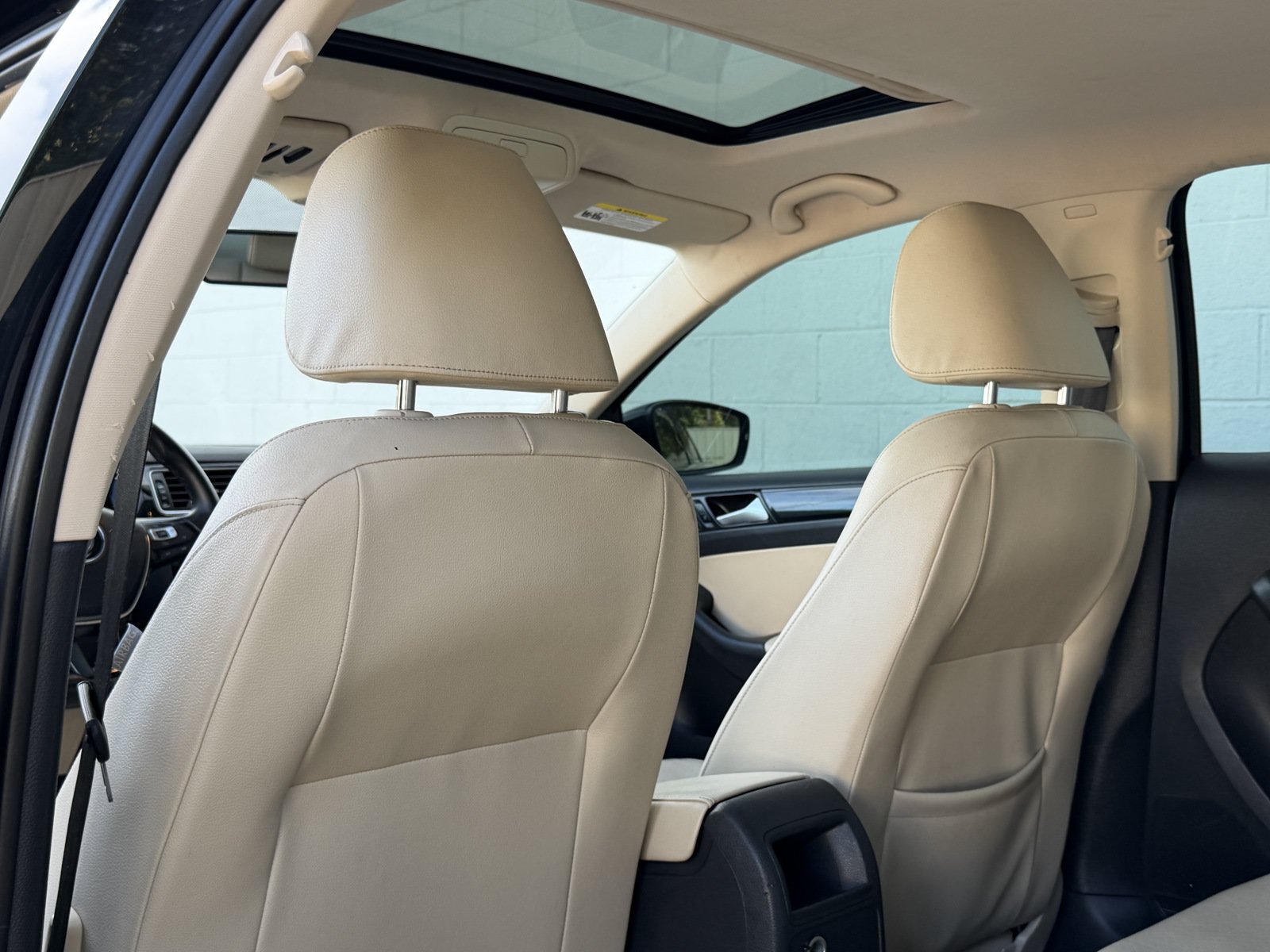 Used 2015 Volkswagen Jetta TDI SEL FWD image 21