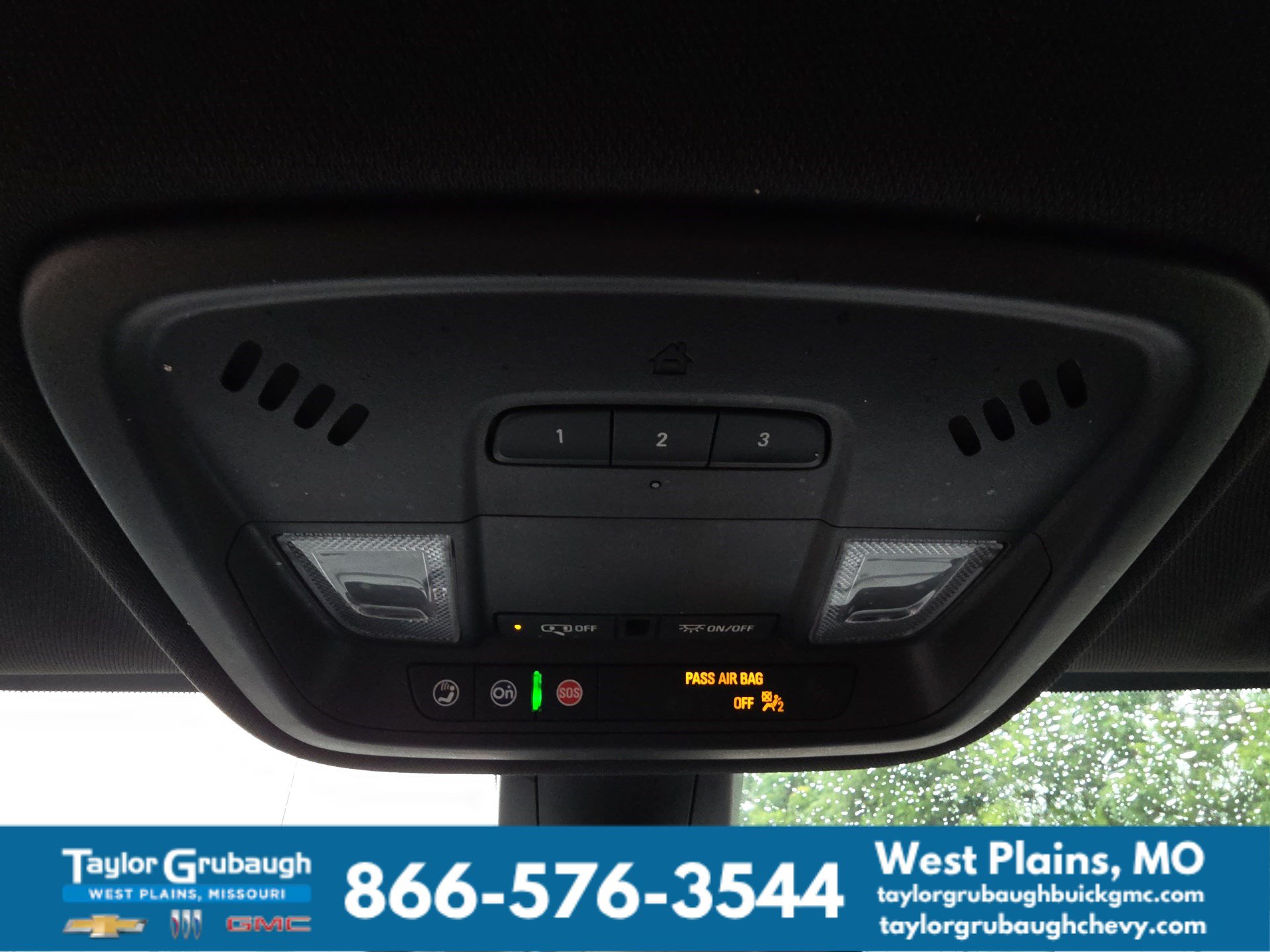 Certified 2023 Chevrolet Traverse LT AWD/4WD image 24