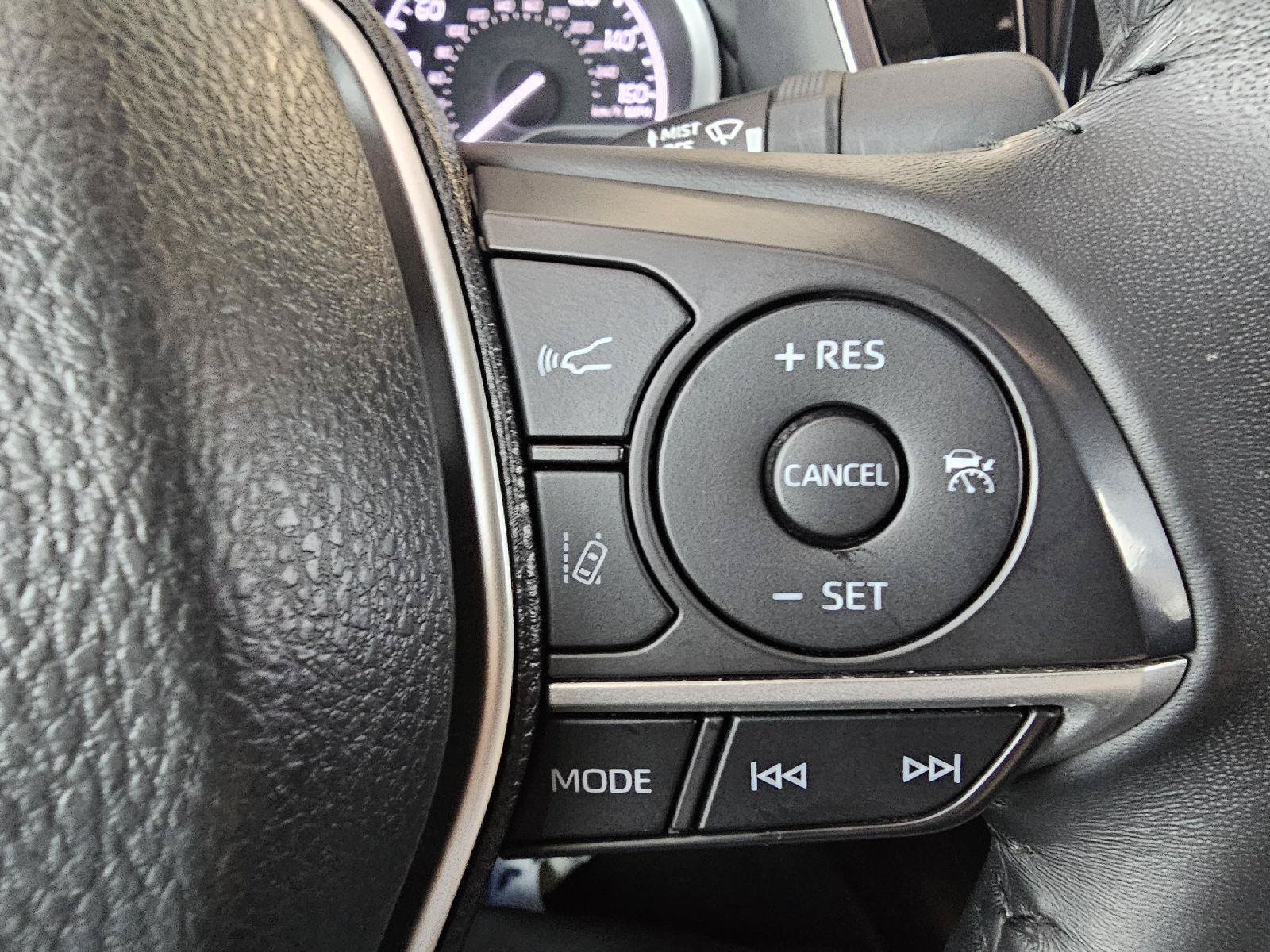 Used 2024 Toyota Camry XLE FWD image 23