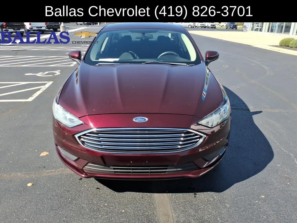 Used 2018 Ford Fusion SE w/ Fusion SE Technology Package image 18