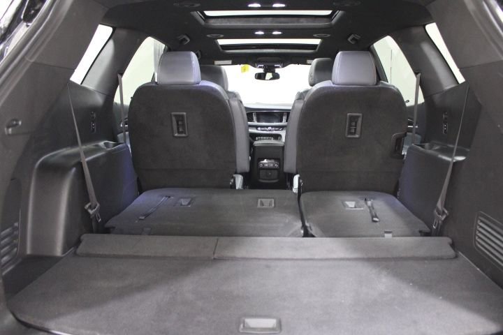 Used 2024 Buick Enclave Essence w/ Experience Buick Package FWD image 15