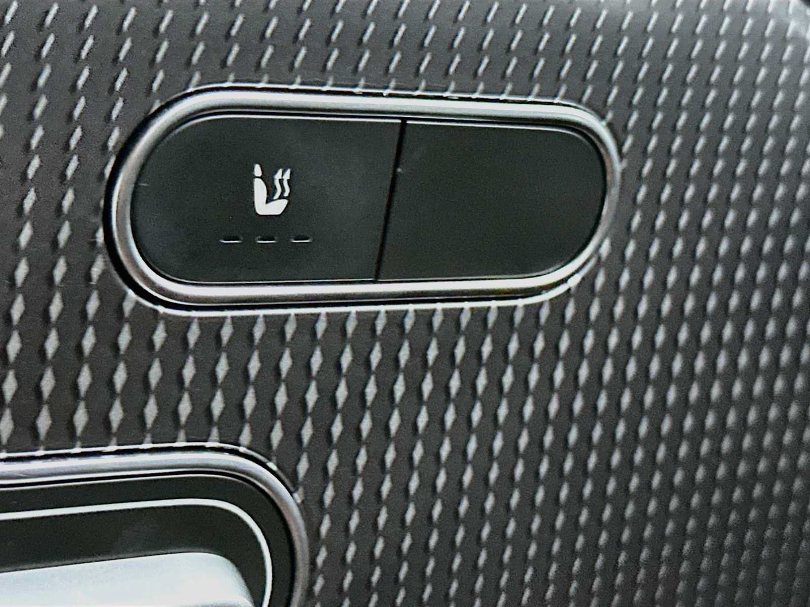 Used 2020 Mercedes-Benz GLB 250 image 19