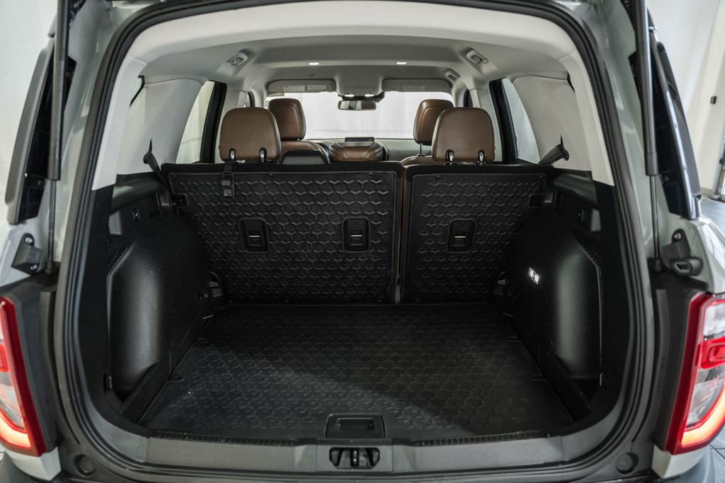 Used 2021 Ford Bronco Sport Outer Banks w/ Outer Banks Package (96D) image 11