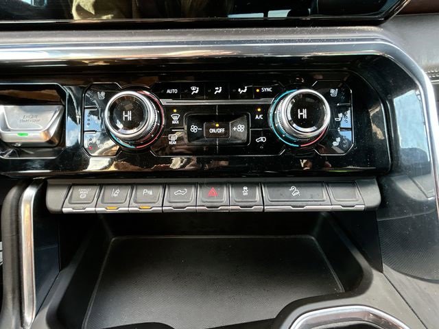 Certified 2024 GMC Sierra 2500 Denali Ultimate image 11