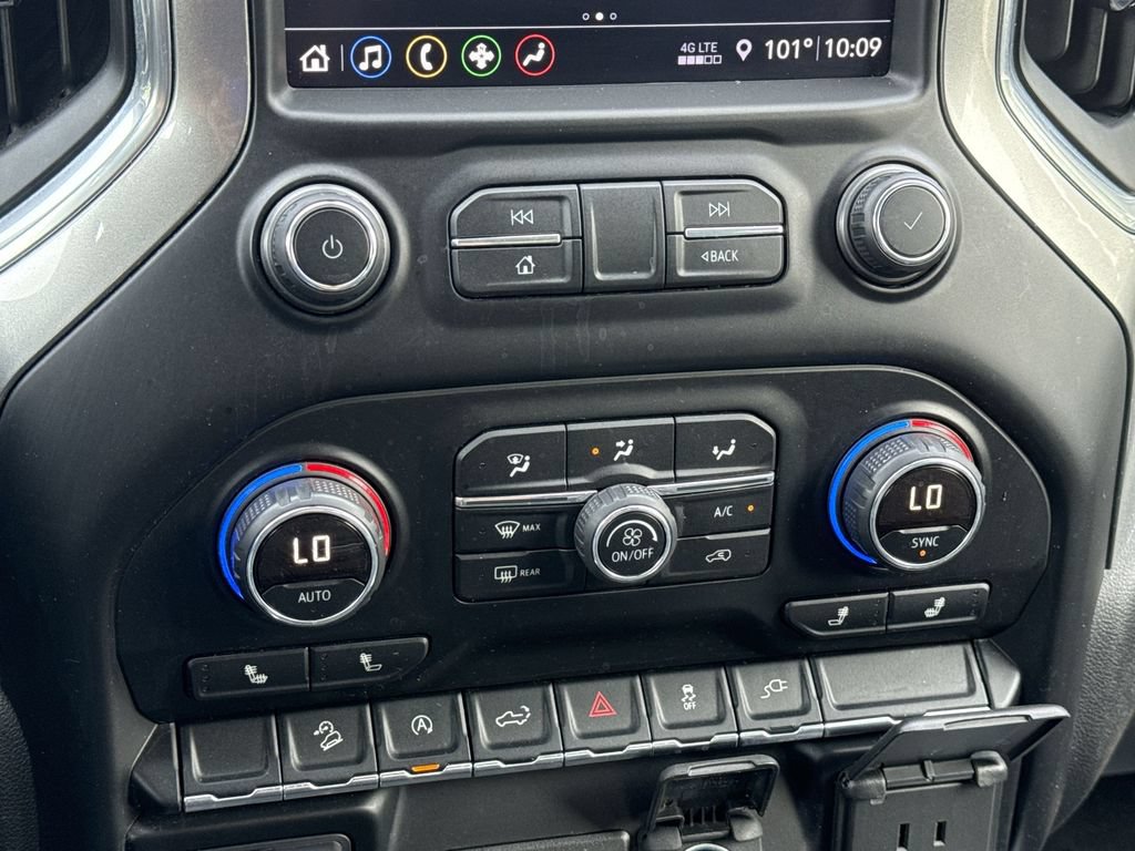 Used 2019 Chevrolet Silverado 1500 RST AWD/4WD image 16